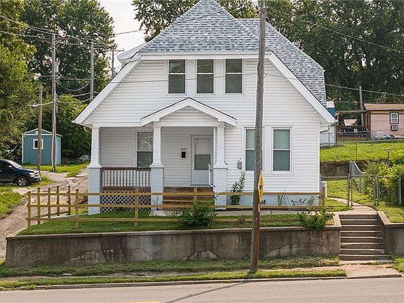 2nd image of 1111 N 18th St
