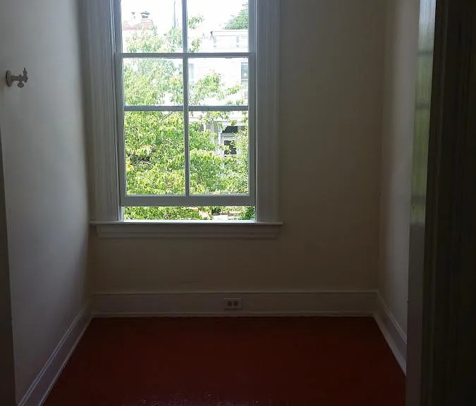 Trunk room, office