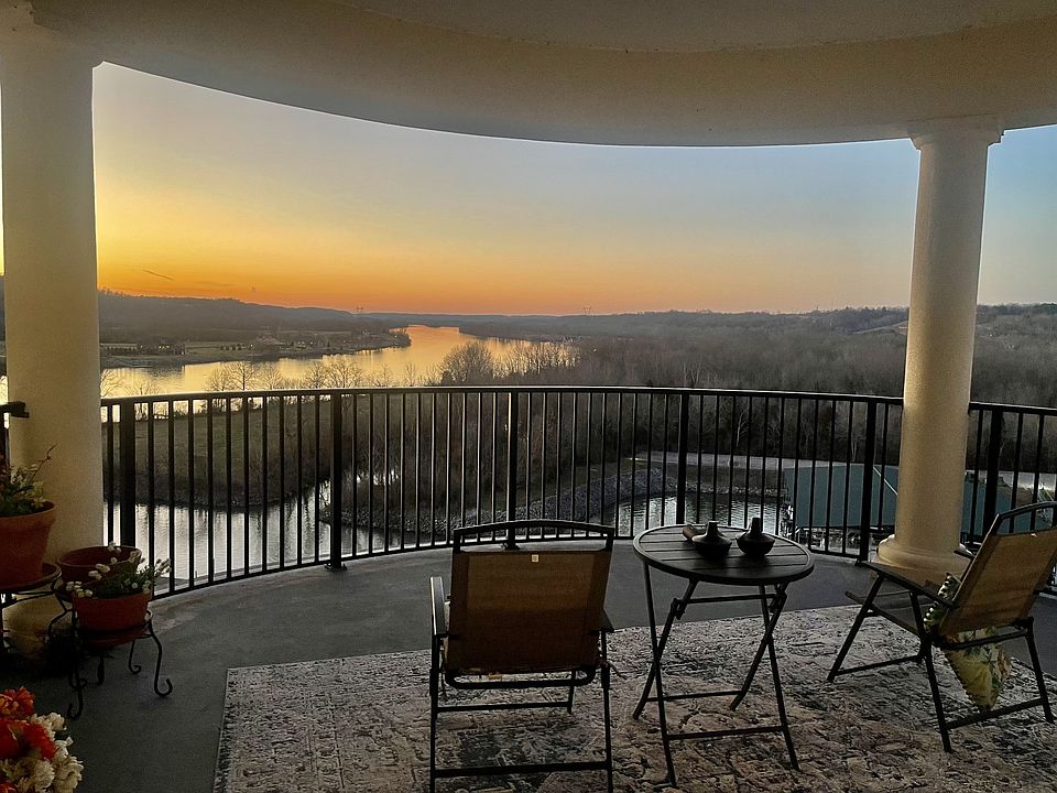 1st image of 400 Warioto Way APT 910