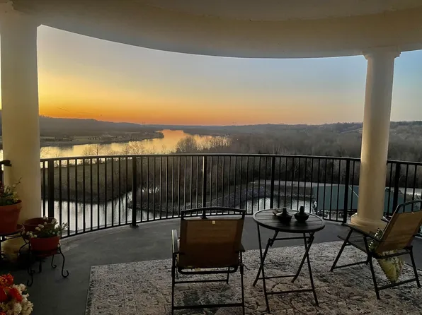 400 Warioto Way APT 910, Ashland City, TN 37015