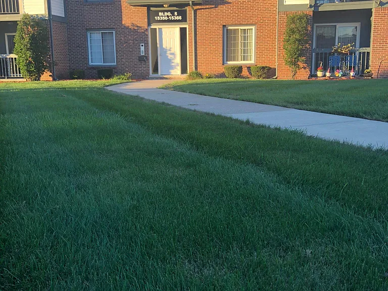 15350 Ashley Ct #35 — Photo 11