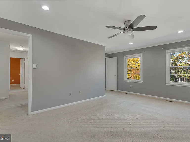 2621 John Milton Dr — Photo 21