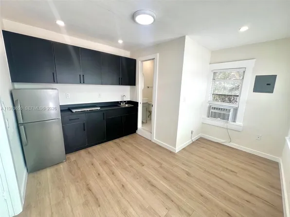 229 NE 25th St #229, Miami, FL 33137