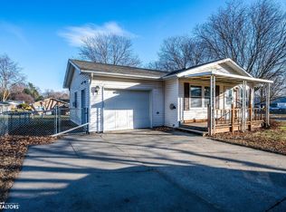 2018 19th St, Harlan, IA 51537