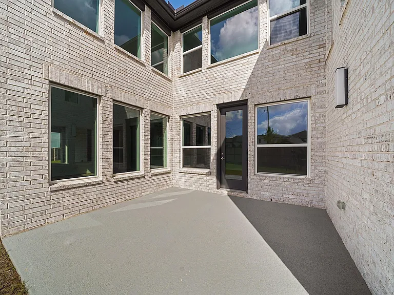 21843 Gibson Desert Dr — Photo 32