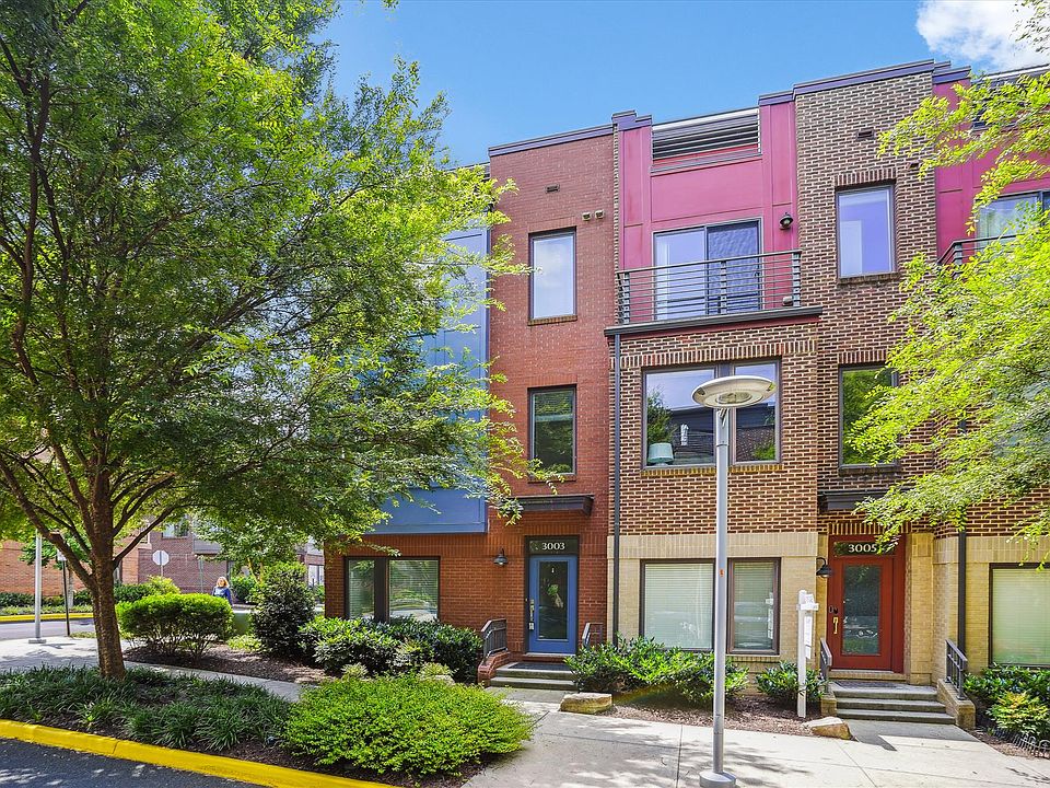 1st image of 3003 District Ave