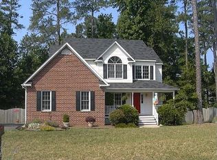 1948 Castle Glen Dr, North Chesterfield, VA 23236