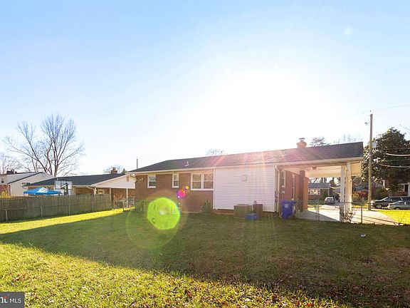 4th image of 4305 Frankfort Dr