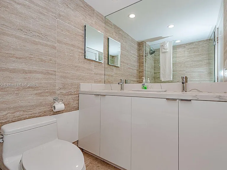 2301 Collins Ave #310 — Photo 25