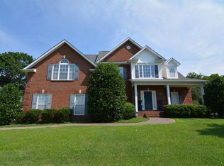 1012 Notting Hill Dr, Gallatin, TN 37066