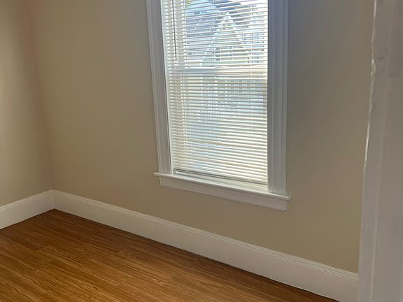 5th image of 179-181 Arlington St #9