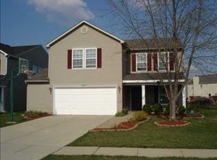 5677 N Plymouth Ct, McCordsville, IN 46055