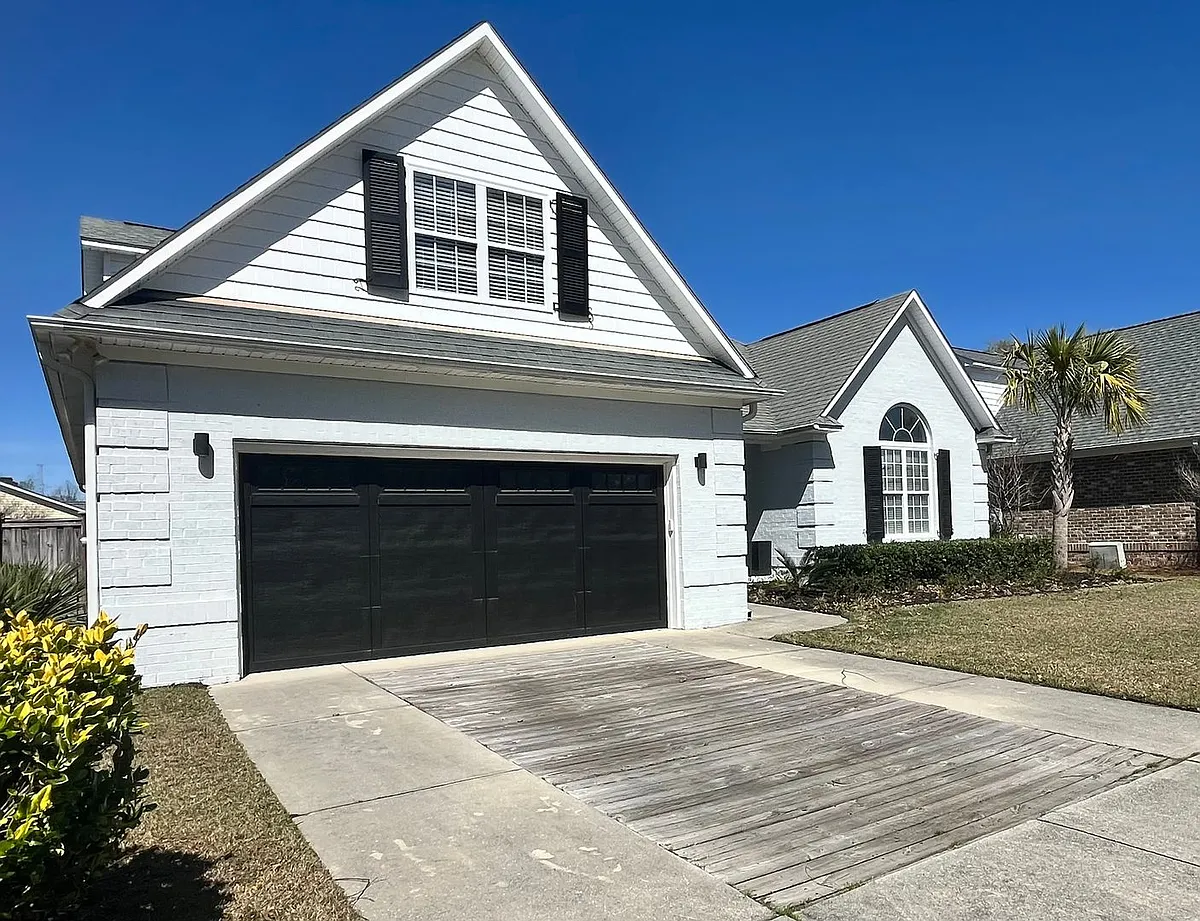 Building Photo - 724 Royal Bonnet Dr