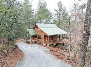 305 Beechwood Dr, Cleveland, GA 30528