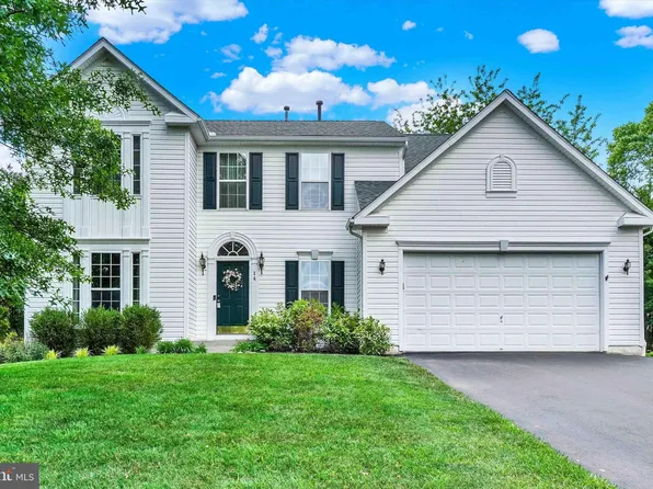 14 Smith Mill Rd, New Freedom, PA 17349