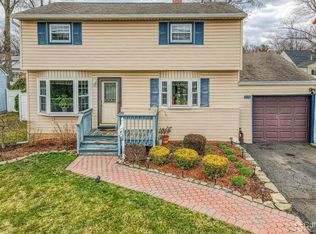 338 Ryders Ln, East Brunswick, NJ 08816