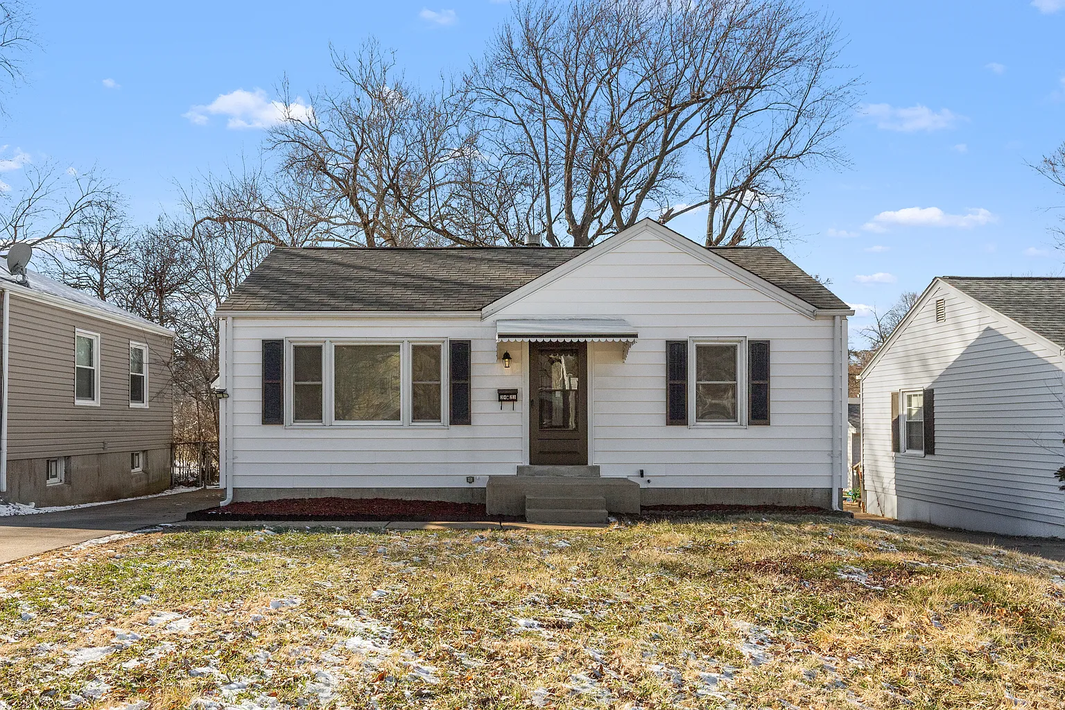 3423 Saint Martin Ln photo 1