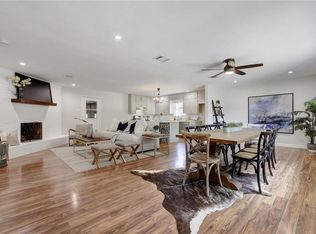 710 Lexington Rd, Elgin, TX 78621