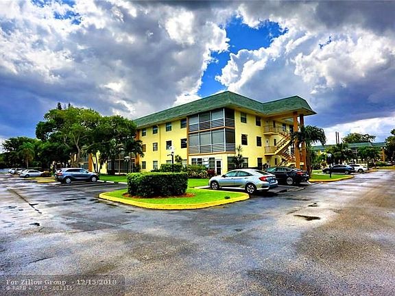 5th image of 5180 E Sabal Palm Blvd APT 330