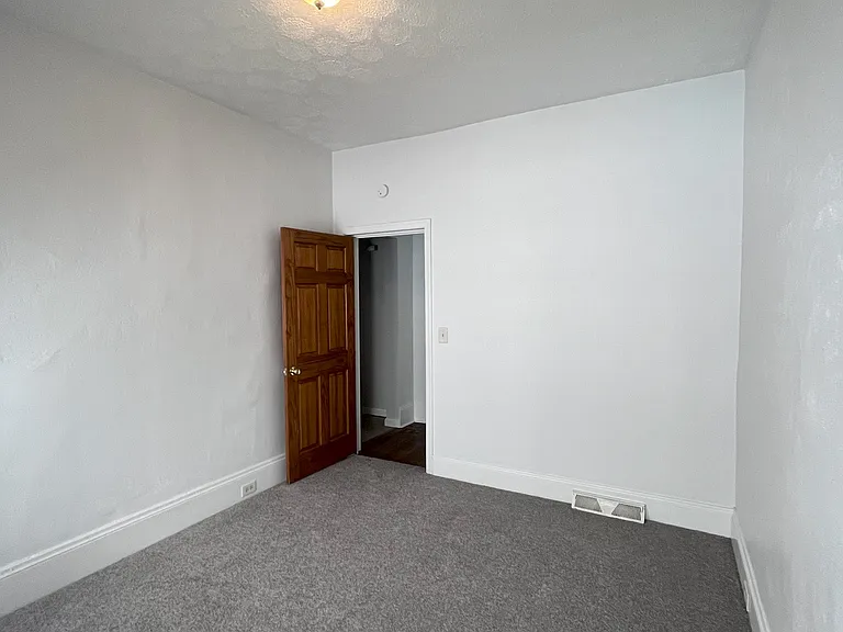 3231 Scranton Rd #1 — Photo 10