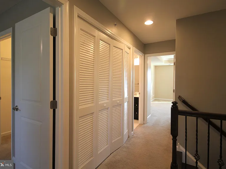 228 Compass Dr — Photo 18
