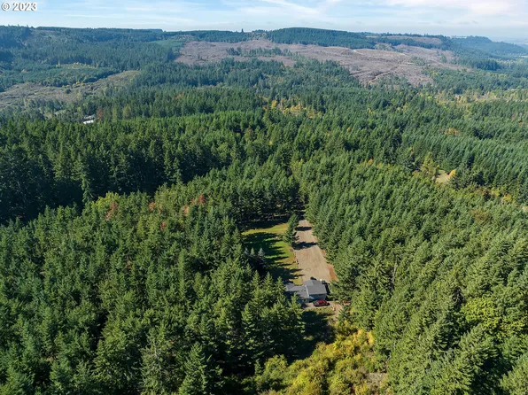 3602 Richardson Rd NE, Scotts Mills, OR 97375