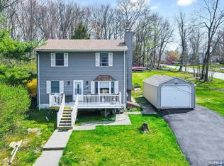 16 Cold Spring Rd, West Milford, NJ 07421