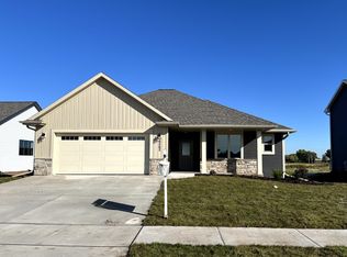 W6562 E Steamboat Ln, Appleton, WI 54915