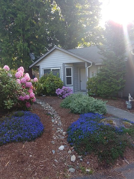1st image of 4127 Phillips Rd SE