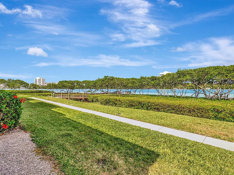 200 Waterway Rd #109 — Photo 37