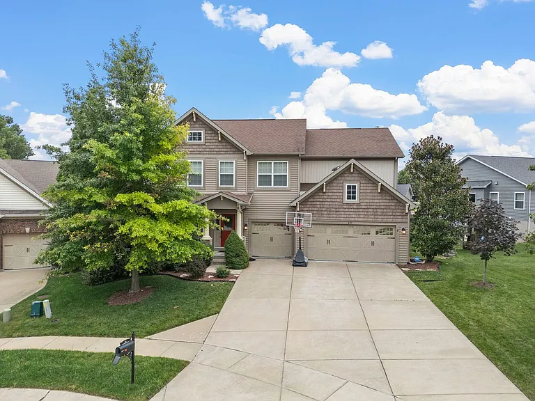 615 Derby Way Dr — Photo 1