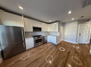 374 Oxford St #5A, Cambridge, MA 02140