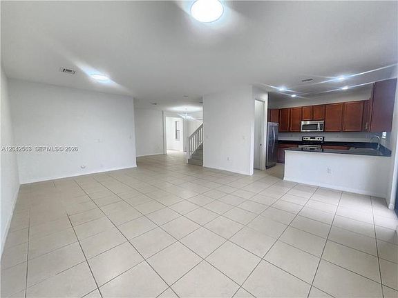 2nd image of 641 NE 191st Ter