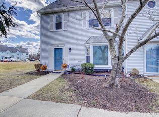 17 Liberty Pl, Jackson, NJ 08527