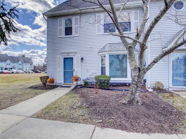 17 Liberty Place, Jackson, NJ 08527