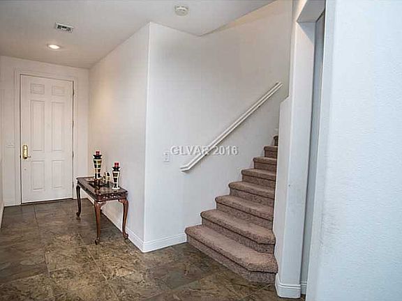 3rd image of 1021 Windwalker Ave