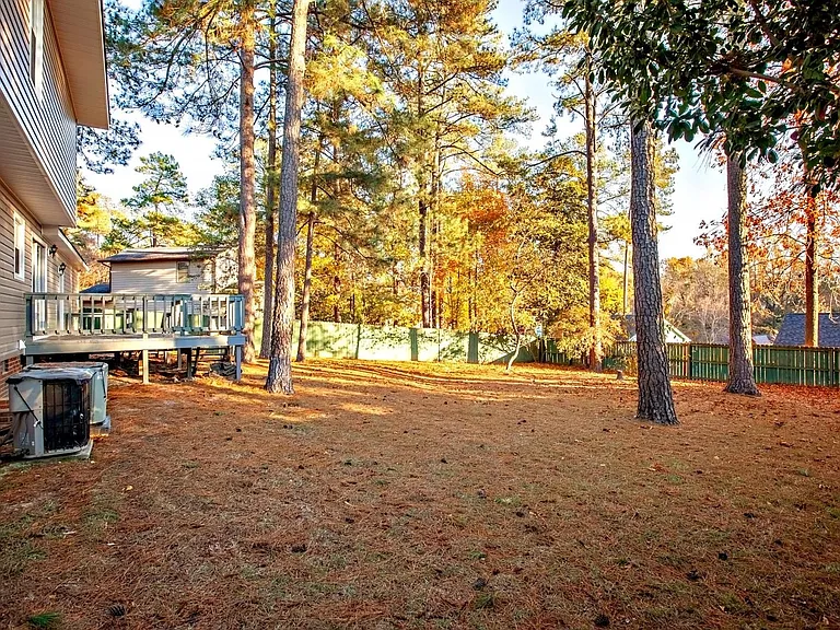 1819 Eichelberger Dr — Photo 38
