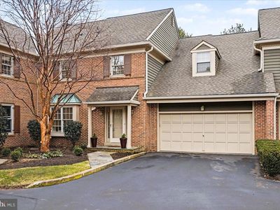 33 Hibiscus Ct, Doylestown, PA, 18901