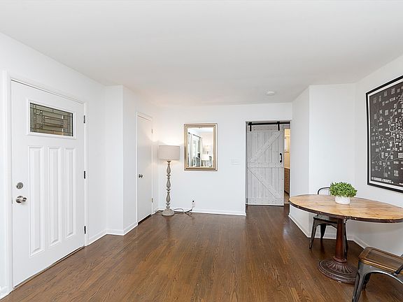 4th image of 6035 Woodside Dr