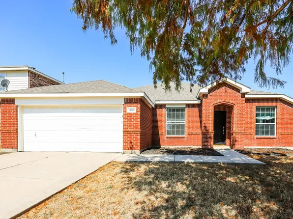 1203 Hampton Dr, Forney, TX 75126