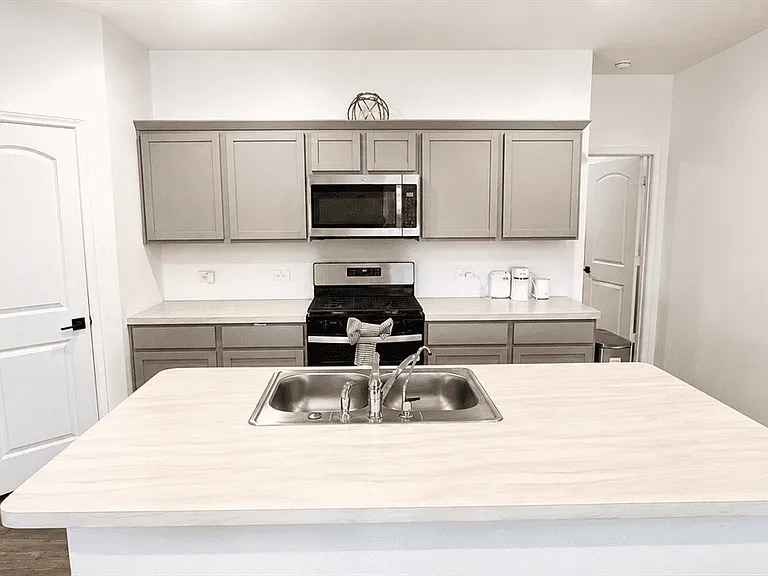 24836 Sugar Pine Cone St — Photo 8