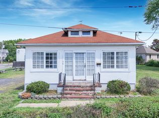 36 Oceanport Ave, Little Silver, NJ 07739