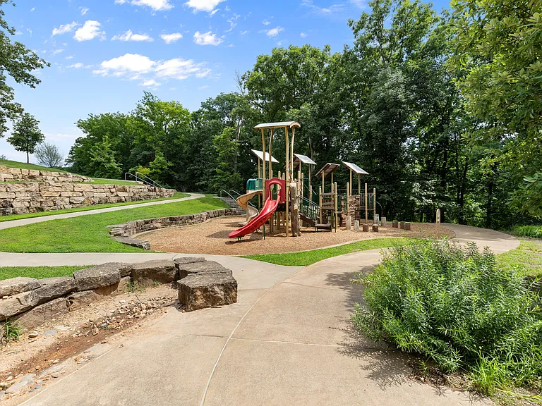 701 Oak Run Ln — Photo 47
