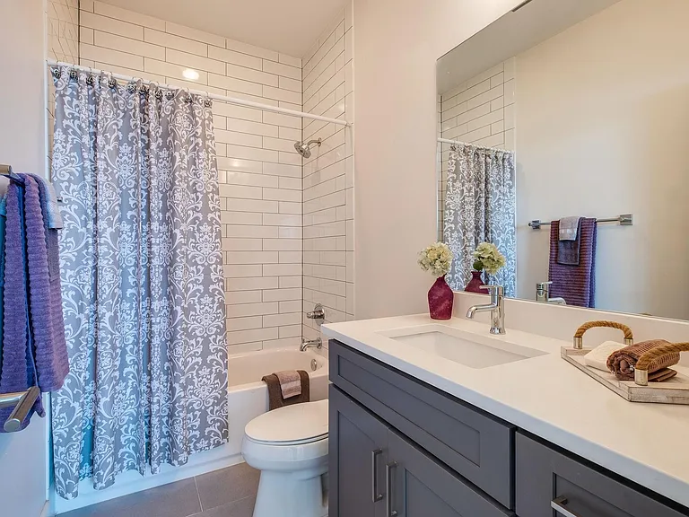 710 Melpark Dr — Photo 12