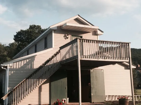 16 Polkville Rd, Columbia, NJ 07832