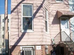 201 34th St, Brooklyn, NY 11232