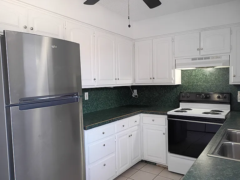 26 E Townhouse Ln #31 — Photo 10