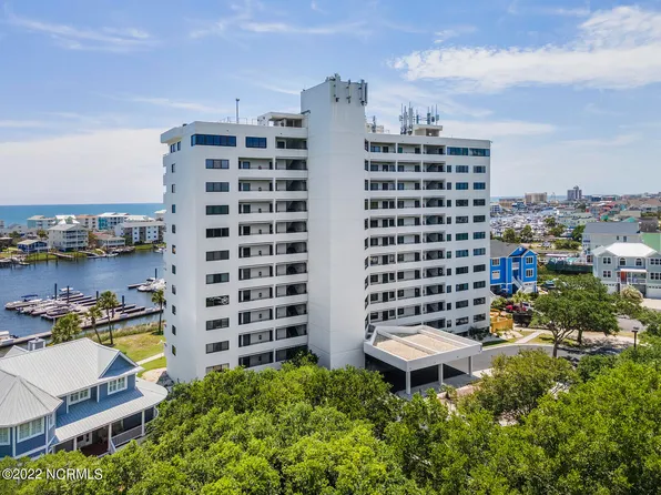 1080 Saint Joseph Street Apt 2b, Carolina Beach, NC 28428