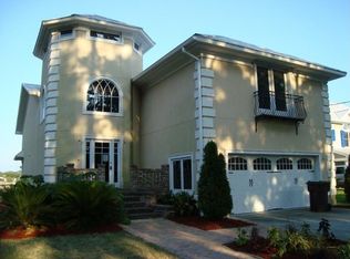 218 Catalina Dr, Tybee Island, GA 31328