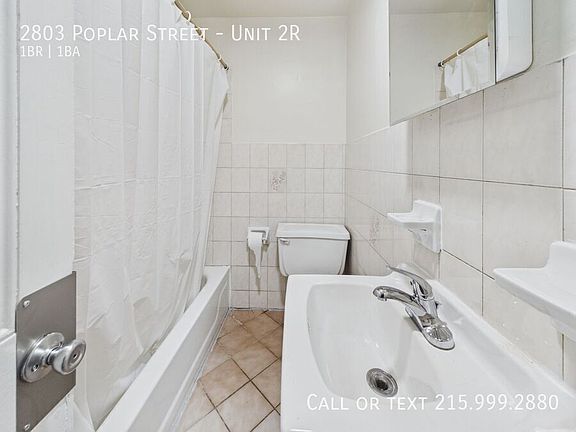 5th image of 2803 Poplar St Unit 2R